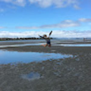 Meet your Posher, Robin